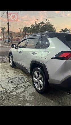 تويوتا راف 4